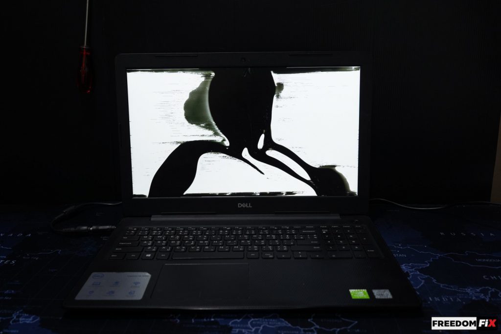เปลี่ยนจอโน๊ตบุ๊ค DELL จอแตก จอร้าว จอเสีย จอเป็นเส้น จอสีเพี้ยน จอสั่น จอลาย จอมืด จอลาง ทุกอาการที่เกี่ยวกับจอ เราเปลี่ยนได้